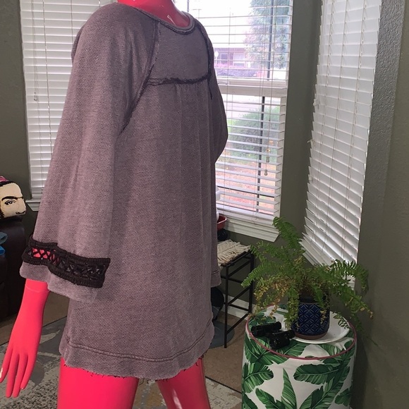 Free People - Picture 2 of 9